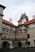 Brandýs nad Labem – nádvoří zámku