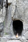 Šaunštejn – strážnice u paty skalního bloku