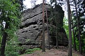 Falkenštejn – skalní blok z předhradí