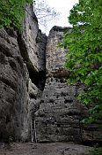 Falkenštejn – pod skalním blokem