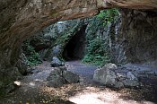 Nedaleká jeskyně Šipka