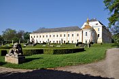 Lysá nad Labem – park s barokními sochami