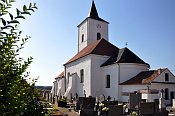 Nosislav – kostel z prostoru hřbitova