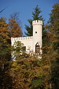 Vlašim – Starý hrad z údolí