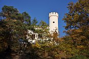 Vlašim – Starý hrad z údolí