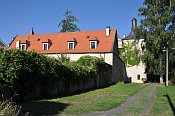 Benešov nad Ploučnicí – horní zámek od SV