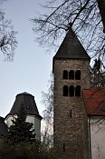 Neustupov – věž zámku a románského kostela