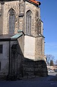 Chrudim – východní strana kostela Nanebevzetí P. Marie
