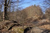 Švédská skála – pohled do příkopu (dnes lesní cesta)