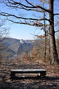 Šibeniční vrch – výhled na Vranovský zámek
