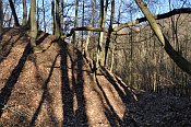 Velké Březno – příkop oddělující severní část