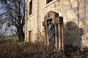 Řisuty – hřbitov u kostela