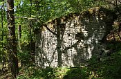 Thürnau – zdivo hradby v JV svahu
