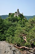 Drnstein ze stoupajcho hebene od SV