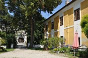 Sachsengang  pohled ze dvora