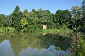 Enzersdorf  msto hradu