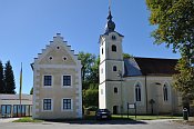 Idolsberg  fara a kostel