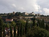 Toledo  pohled ke Castillo de San Servando