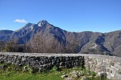Trassilico – pohled na Pania Secca (1711 m) a Vergemoli