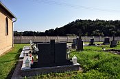Ruskovce – Hrádok ze hřbitova