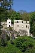 Skalka – klášter