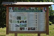 Budkovce – informační tabule za kaštelem (arboretum)