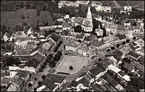 r nad Szavou  pohlednice, tvrz v pozad za kostelem (1965)